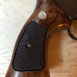 Belles plaquettes d'origine S&W K square butt