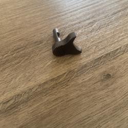 Bouton poussoir / verrou ba&iuml;onnette Mosin Nagant