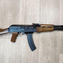 Carabine semi-automatique ARMI JAGER AP80 (type AK47/AKM) - Cal .22 LR (Occasion)