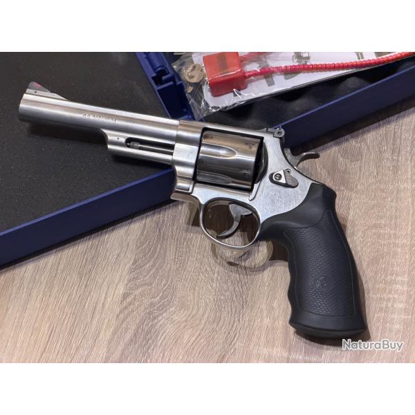 Smith & Wesson 629 6" - 44MAG