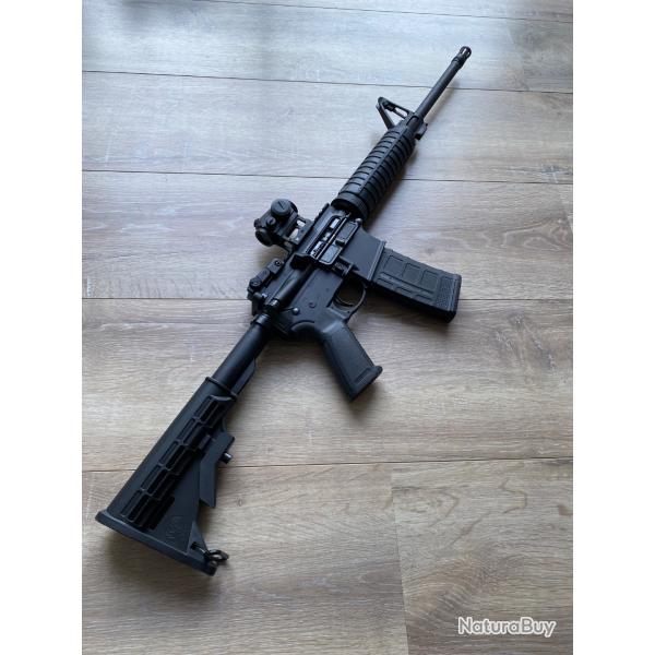 Ruger AR 556, calibre 5.56 nato/223 rem - point rouge Vortex crossfire - 2 chargeurs 30 coups