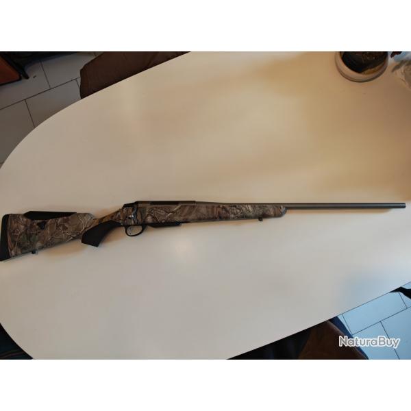 Tikka t3x 270 wsm droitier lite inox avec cover realtree xtrem
