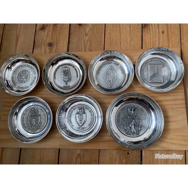 Lot de 7 coupelles argent�es " Arme du Train"
