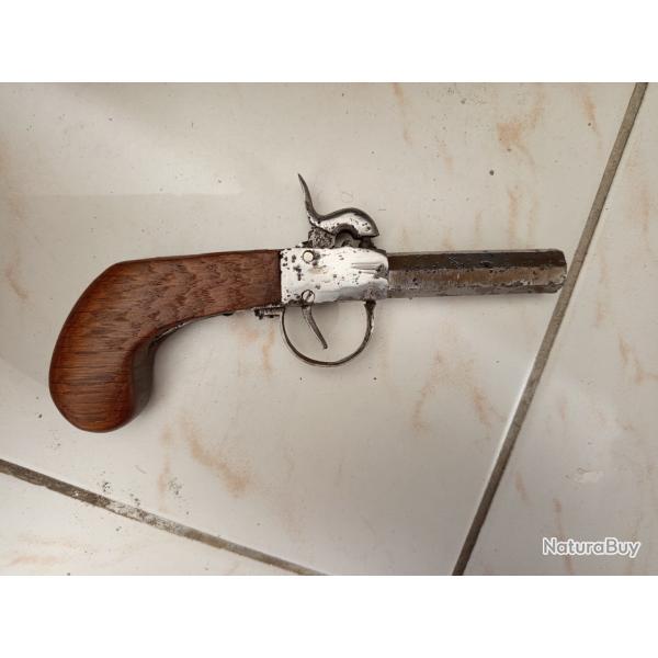 Pistolet percussion � balle forc�e de type derringer