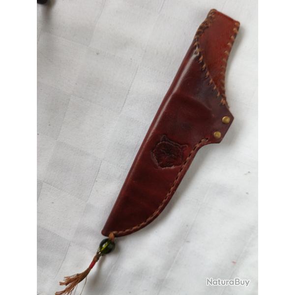 Etui cuir artisanal couteau fixe lame 10cms
