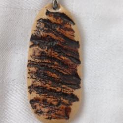 Bijou tour de cou Corne de Buffle.