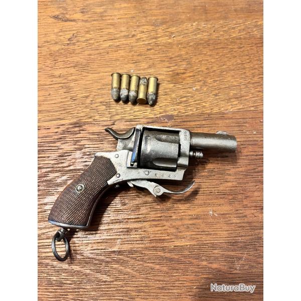 Revolver 320 + munitions