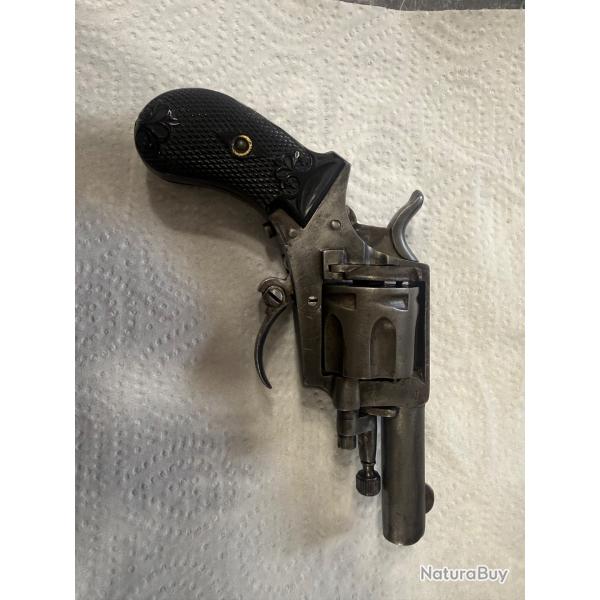 Revolver 320 bulldog