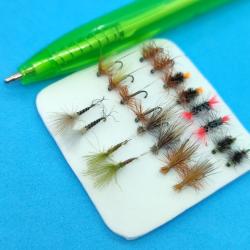 Lot de 20 Mouches S&egrave;ches & &Eacute;mergentes - Truite #20-22 (Sans Ardillon)