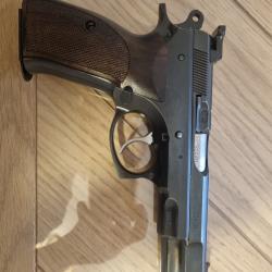 CZ 75
