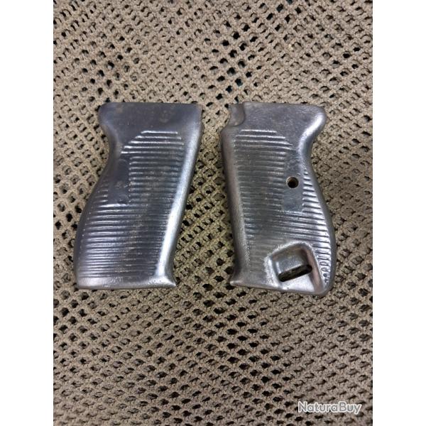 Plaquettes P38 arm�e fran�aise en m�tal