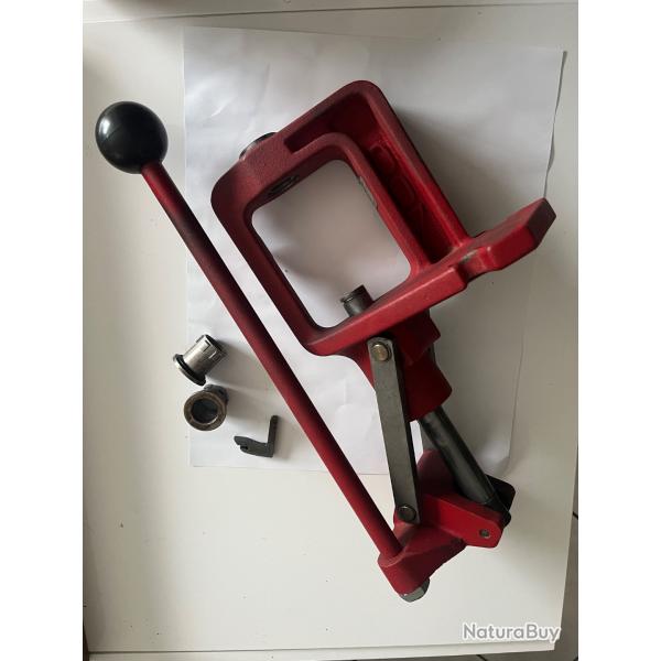 Presse Pacific avec 3 inserts pour chargement rapide des outils