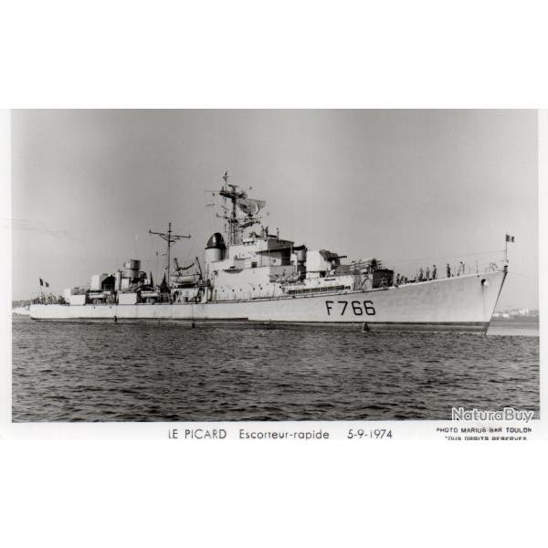 CPA- MARINE DE GUERRE - LE PICARD ESCORREUR-RAPIDE 5-8-1974 -N�7362