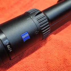 Lunette Zeiss V6 1.1-6&times;24 avec montage rail HMS pour Blaser
