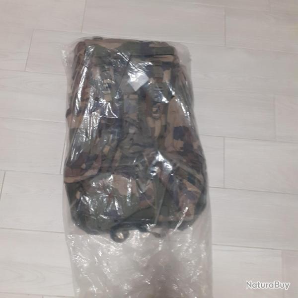 Rare Sac de combat felin F3 con�u par thales neuf et emball�