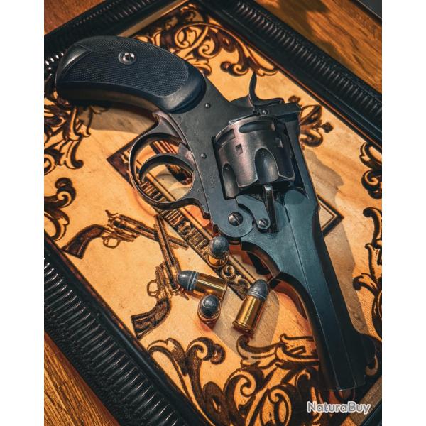 TR�S BON WEBLEY MKIV CAL. 450/455 PROCHE DU NEUF. AVEC HOLSTER