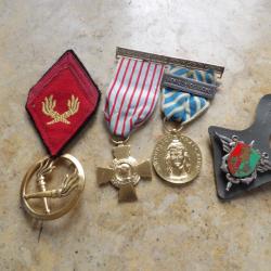 m&eacute;daille comm&eacute;mo Alg&eacute;rie AFN croix combattant reconnaissance nation Afrique du Nord caporal essences