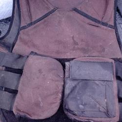 ENCHERE GILET PARE BALLES MARRON 3A IRLANDAIS LEGER TAILLE L