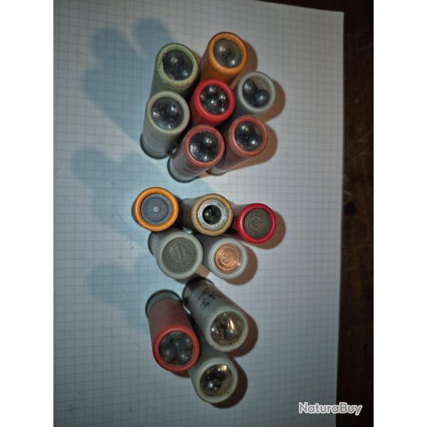 Lot Cartouches cal 16 et 12  a chevrotines et a balle origines diverses
