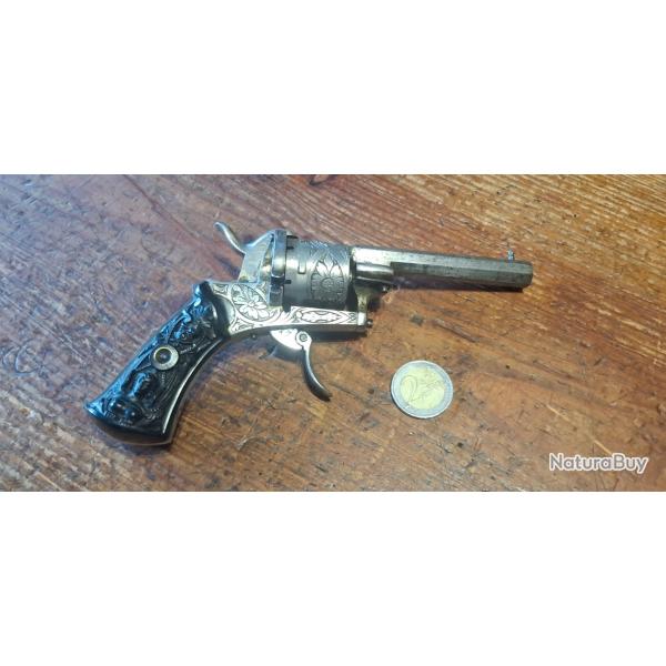 Revolver type Lefaucheux 7mm broche "Sphinge"