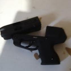 JPX 4 DEFENDER SPECIAL DEFENSE ET PROTECTION GAGNEZ UN BON D ACHAT DE 5 euros