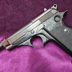 Pistolet BERETTA, Mod 71, calibre 22lr, 1961, canon long, Italie, Cat&eacute;gorie B