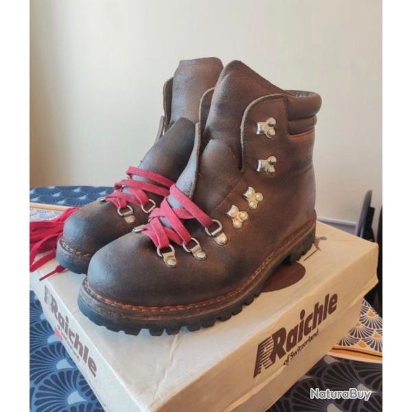 Paire de bottines de montagne en taille 40