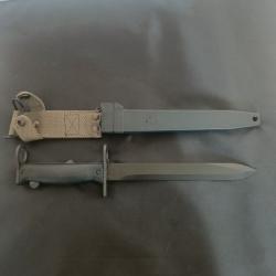 Ba&iuml;onnette famas originale  &eacute;tat neuve