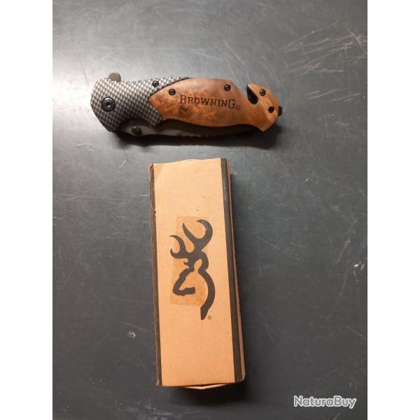 Couteau pliant browning
