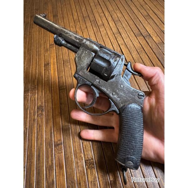 REVOLVER D'ORDONNANCE FRAN�AIS  MOD�LE 1874 de 1878 SAINT ETIENNE