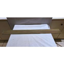 7 tiges filet&eacute;es creuses en m&eacute;tal dor&eacute;, pas &eacute;lectrique M10 longueur d'1 tige: 1m