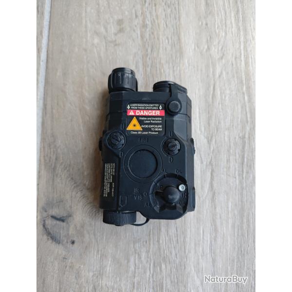 Boitier PEQ-15 Noir Factice pour Batterie airsoft