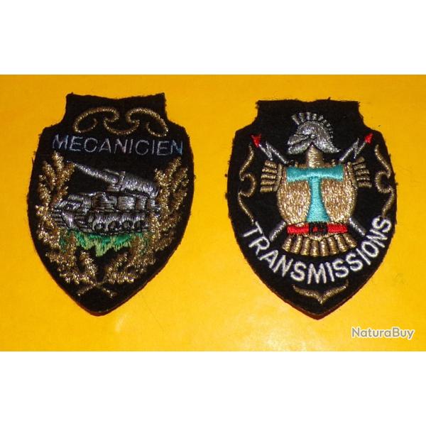 LOT DE 2 ECUSSONS EN TISSU : MECANICIEN DES BLINDES ET TRANSMISSIONS  , ETAT VOIR PHOTOS . POUR TOUT