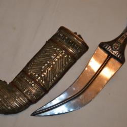 ANCIEN COUTEAU JAMBIYA DU Y&Eacute;MEN-POIGNARD ETHNIQUE TRADITIONNEL-POIGNARD ORIENTAL XIX&deg;