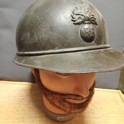 Beau casque Adrian mod&egrave;le 1915 de l'Infanterie - WW1 - coiffe cuir du 1er type