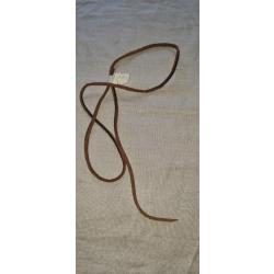 1  lacet cuir pour &eacute;tui de colt ou couteau US      1,10  cm (12)