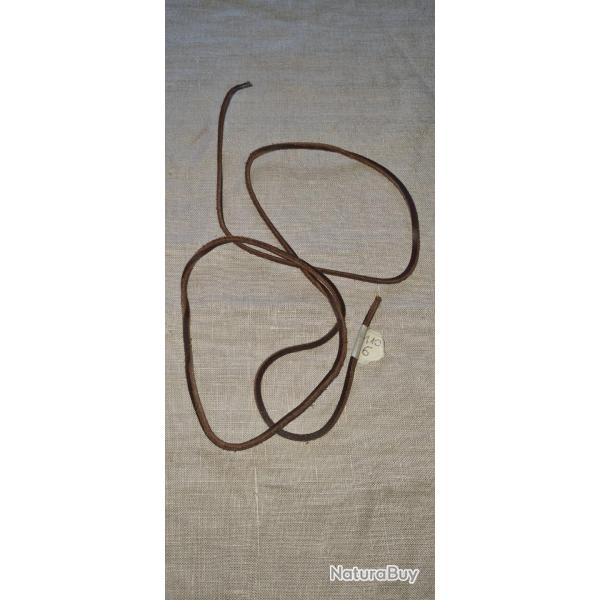 1  lacet cuir pour �tui de colt ou couteau US      1,10  cm (113)