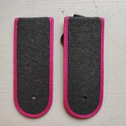 PAIRE DE PATTES D &Eacute;PAULE BUNDESWEHR MODELE GRIS/LISER&Eacute;  ROSE