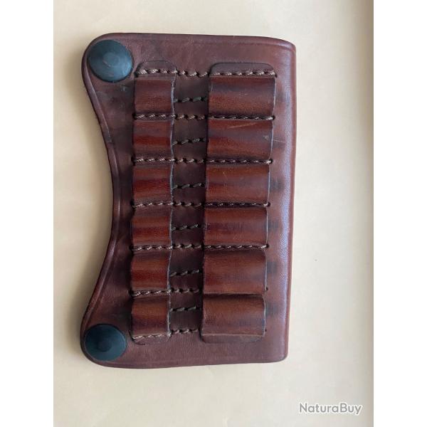 Cartouchi�re Pony en cuir
