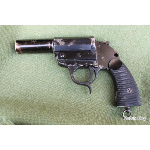 Pistolet lance fus�e Allemand model LP 34 - dat� 1939 code 237