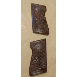 Walther PP : plaquettes brunes&agrave; (781)