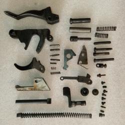 Lot de pi&egrave;ces lance fus&eacute;e LP1 RDA