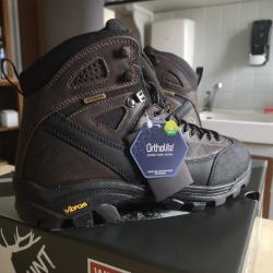 Chaussure 42 stagunt mercantour