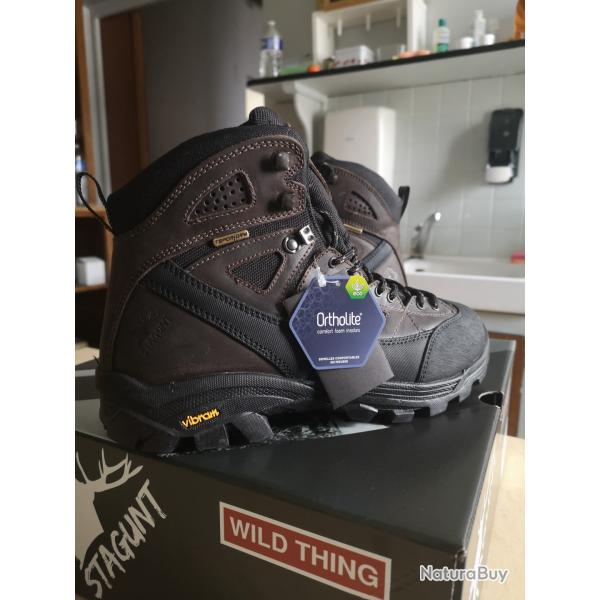 Chaussure 42 stagunt mercantour