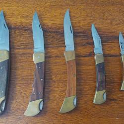 Lot de 5 couteaux pliants. 1 � sans prix de r&eacute;serve.