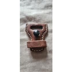 Crapaud pour bretelle 98 , petit bout de cuir pour bretelle 98  (*4)