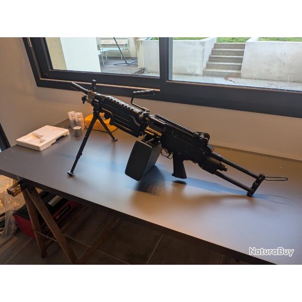 M249 Para  A et K 6mm r�plique airsoft