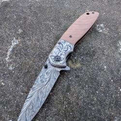 Couteau pliant grav&eacute; neuf Albainox