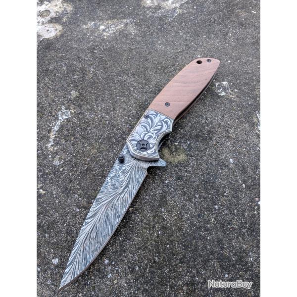 Couteau pliant grav� neuf Albainox