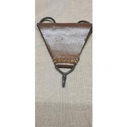 Triangle en cuir Fran&ccedil;ais pour brelage de combat ORIGINAL  N'1 (1)